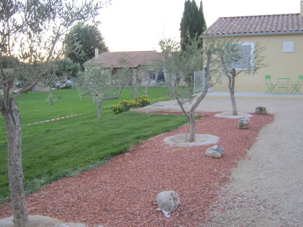 Robion en Luberon Le Jardin Des Tourterellesヴィラ エクステリア 写真